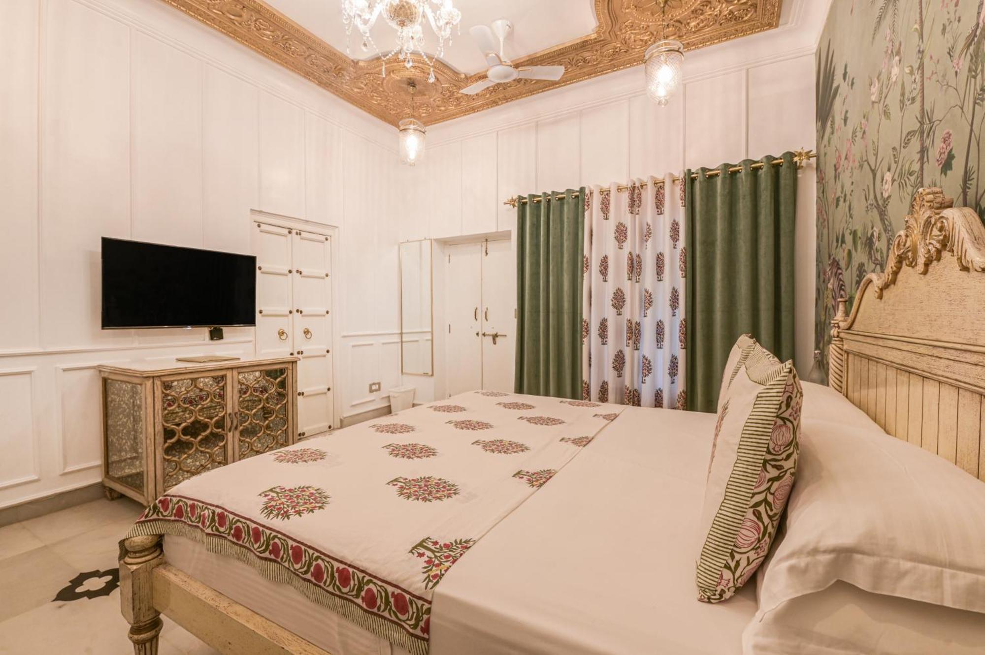 Jagat Niwas Palace Udaipur Exterior photo