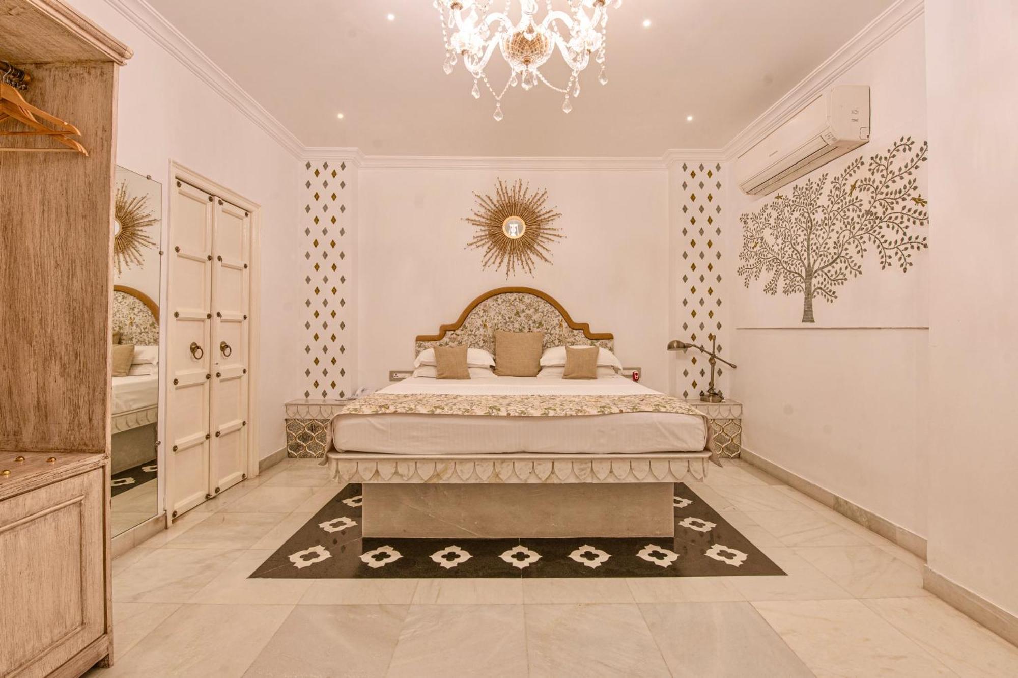 Jagat Niwas Palace Udaipur Exterior photo