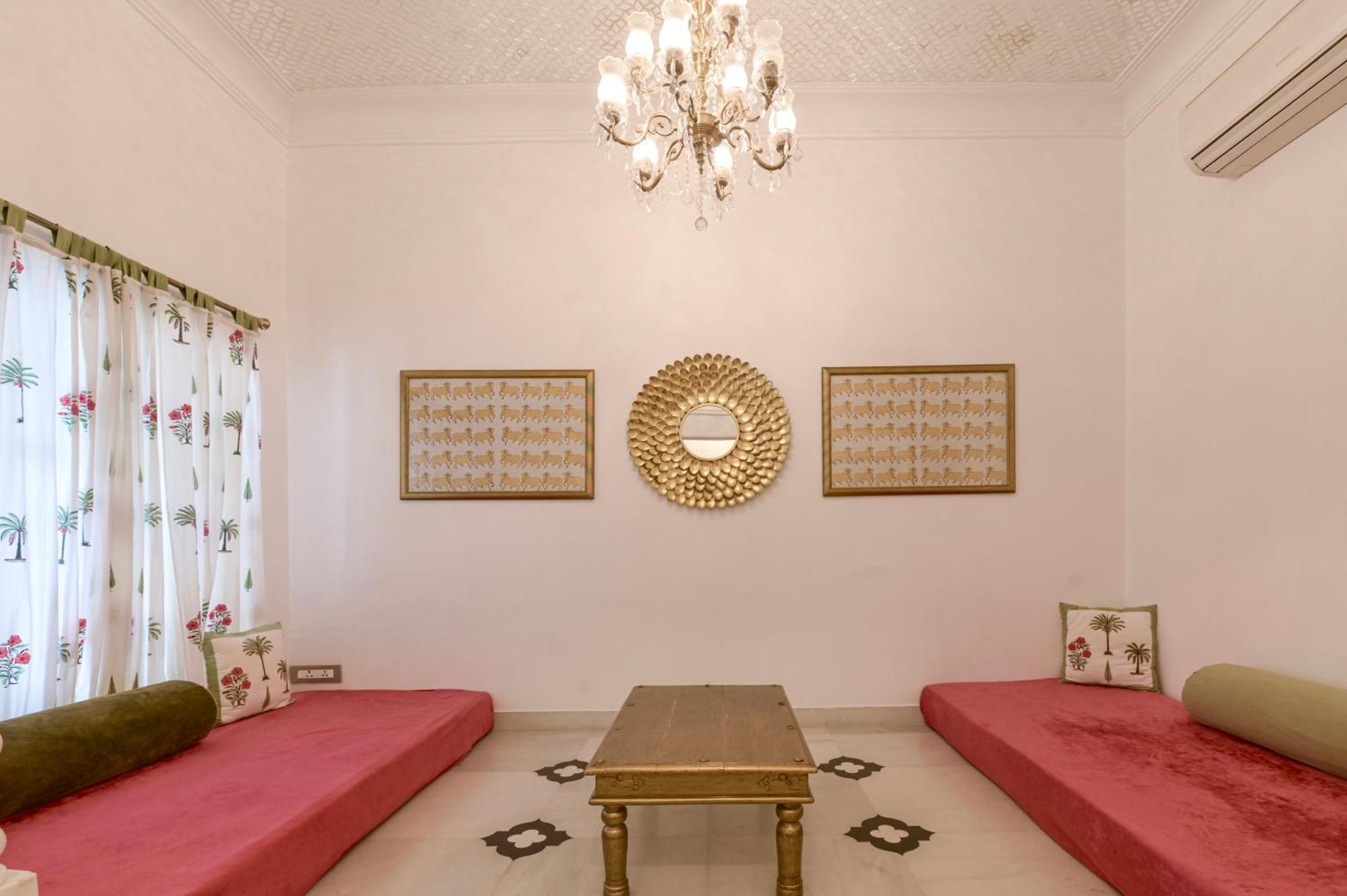 Jagat Niwas Palace Udaipur Exterior photo